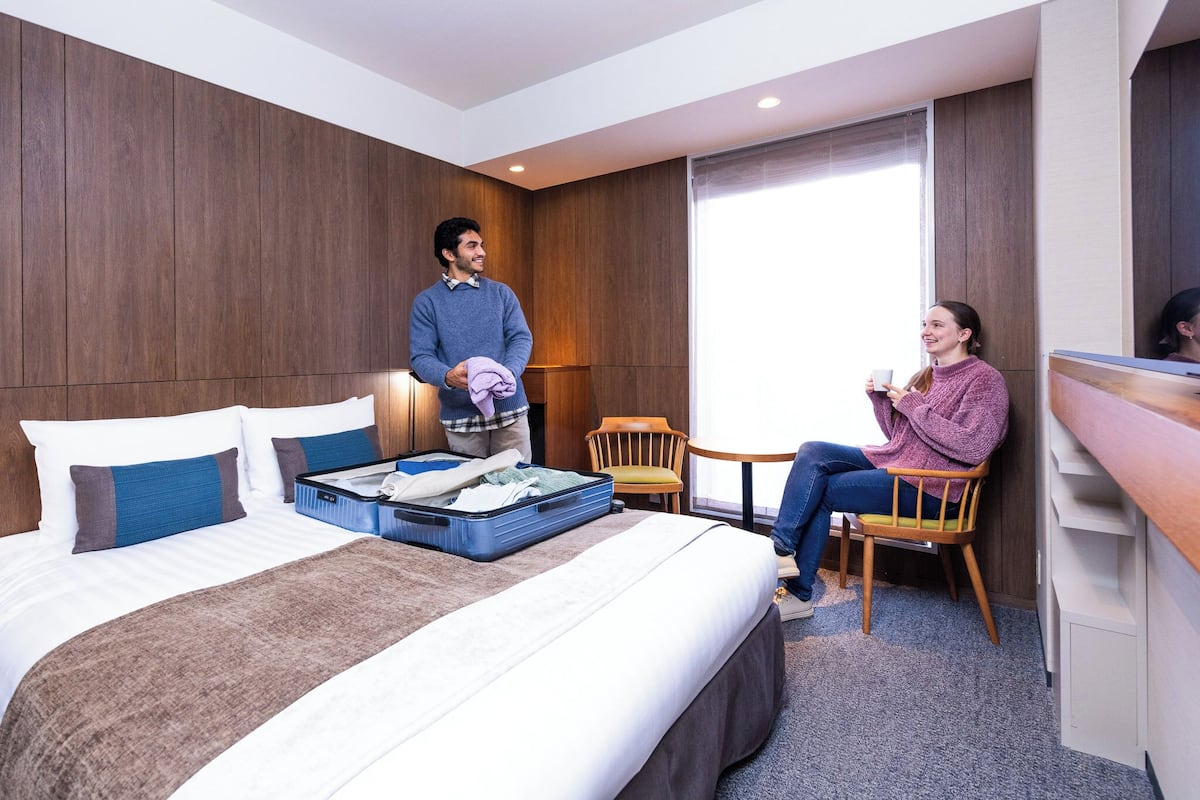 Superior tweepersoonskamer, niet-roken | Een kluis op de kamer, een bureau, verduisterende gordijnen, gratis wifi