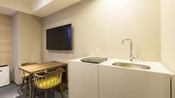 Réfrigérateur, micro-ondes