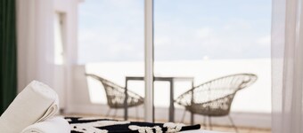 Hôtel Les Sables - Urban Style - by Logis Hotels