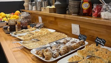 Daily buffet breakfast for a fee