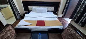 Quarto casal ou duplo executivo, acessível | 1 quarto, escrivaninha, Wi-Fi de cortesia, roupa de cama