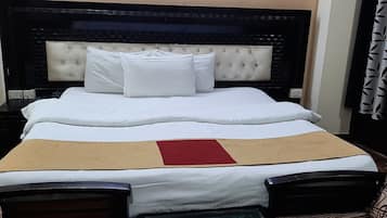 Executive-Doppel- oder -Zweibettzimmer, barrierefrei | 1 Schlafzimmer, Schreibtisch, kostenloses WLAN, Bettwäsche