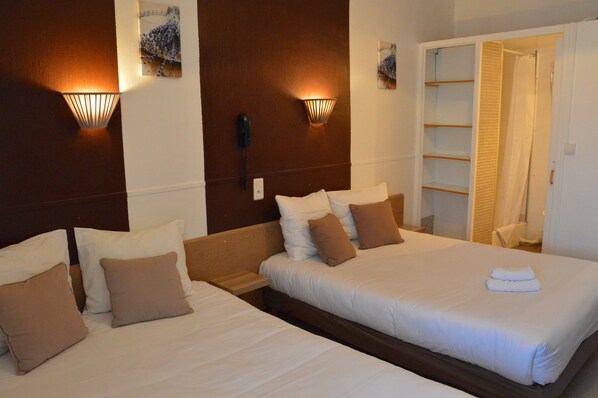 Wifi gratis y ropa de cama