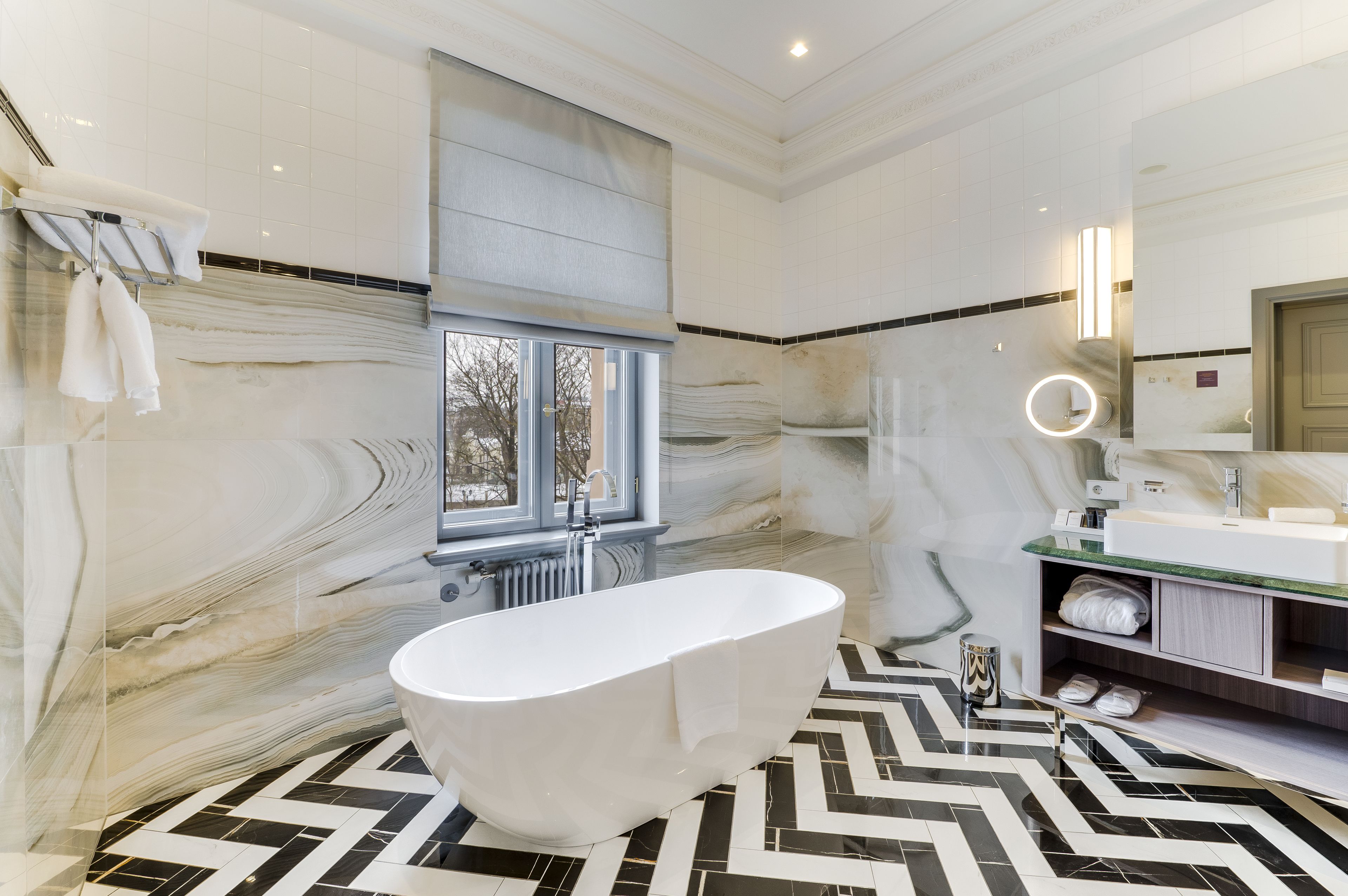 grand suite | bathroom | free toiletries, hair dryer, bathrobes, slippers