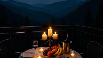 Premium Double Room, 1 King Bed, Mountain View, Mountainside | Mountain view