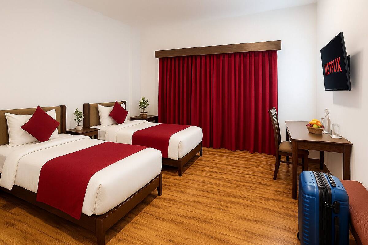 Luxury Balcony Twin Room | Premium bedding, in-room safe, desk, laptop workspace