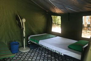 1 dormitorio y caja fuerte