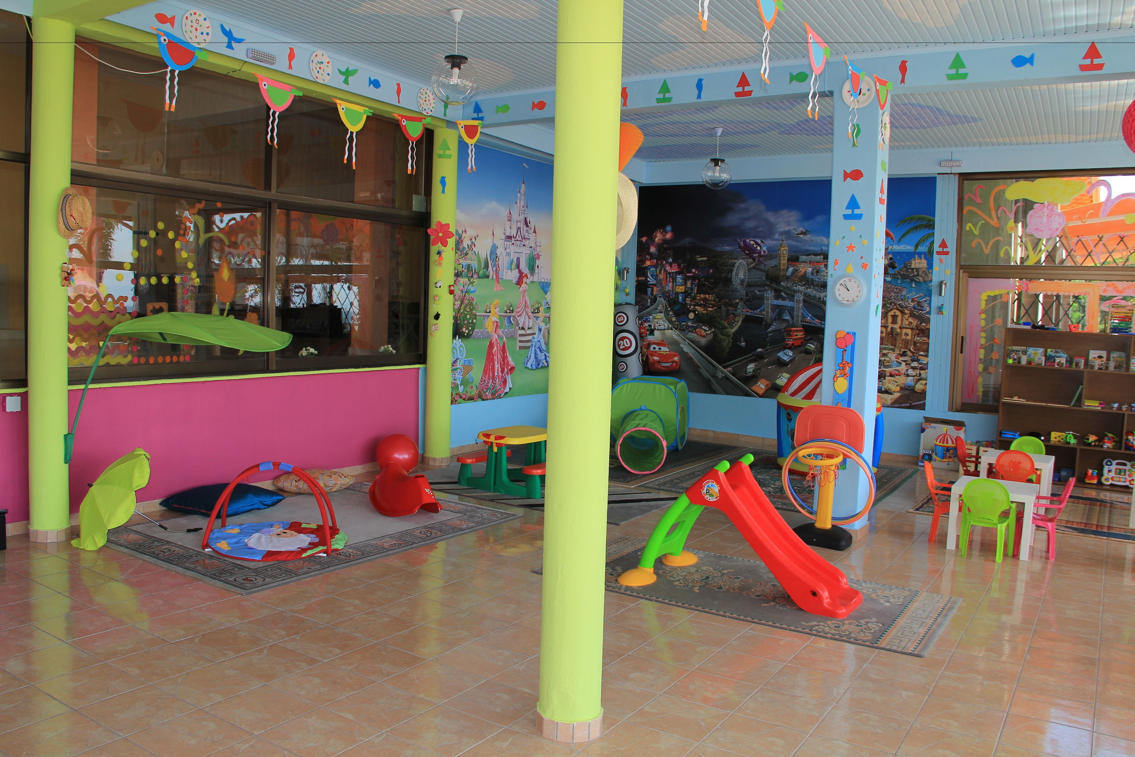 Children’s play area – indoor
