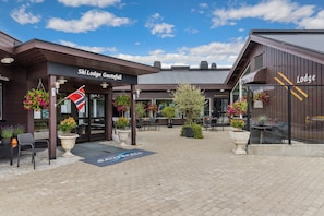 Property entrance - Ski Lodge & Apartments Gautefall (Drangedal)