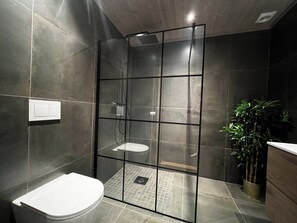 Appartamento Deluxe, 2 camere da letto | Bagno | Doccia