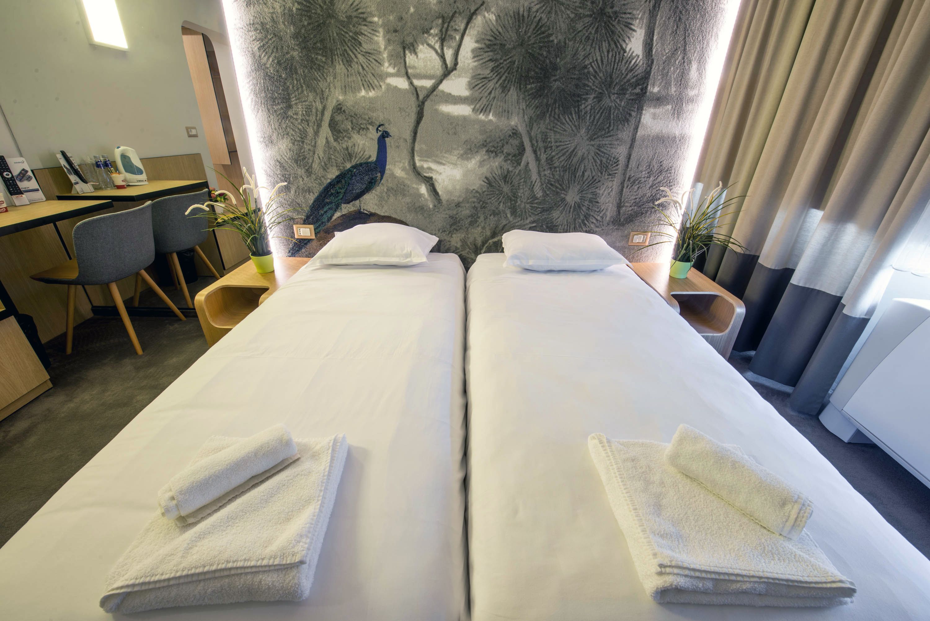 standard double or twin room | premium bedding, minibar, desk, free wifi