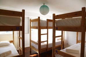 Shared Dormitory, Mixed Dorm (6 people)