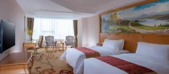 Vienna International Hotel
