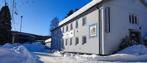 Mặt tiền nơi lưu trú