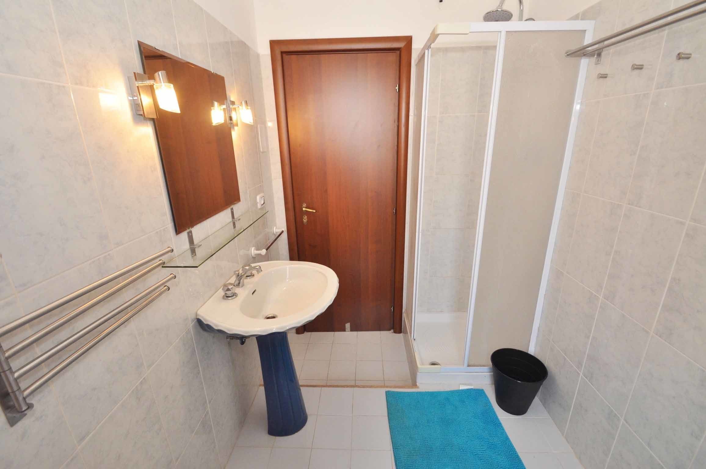 Leilighet, 3 soverom | Bad | Dusj og bidé