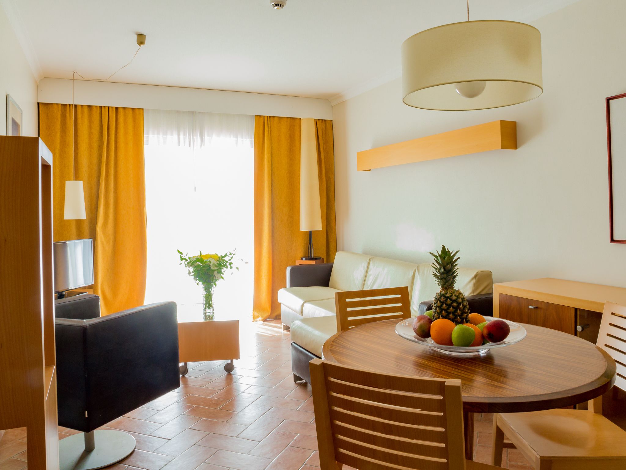 Een flatscreentelevisie