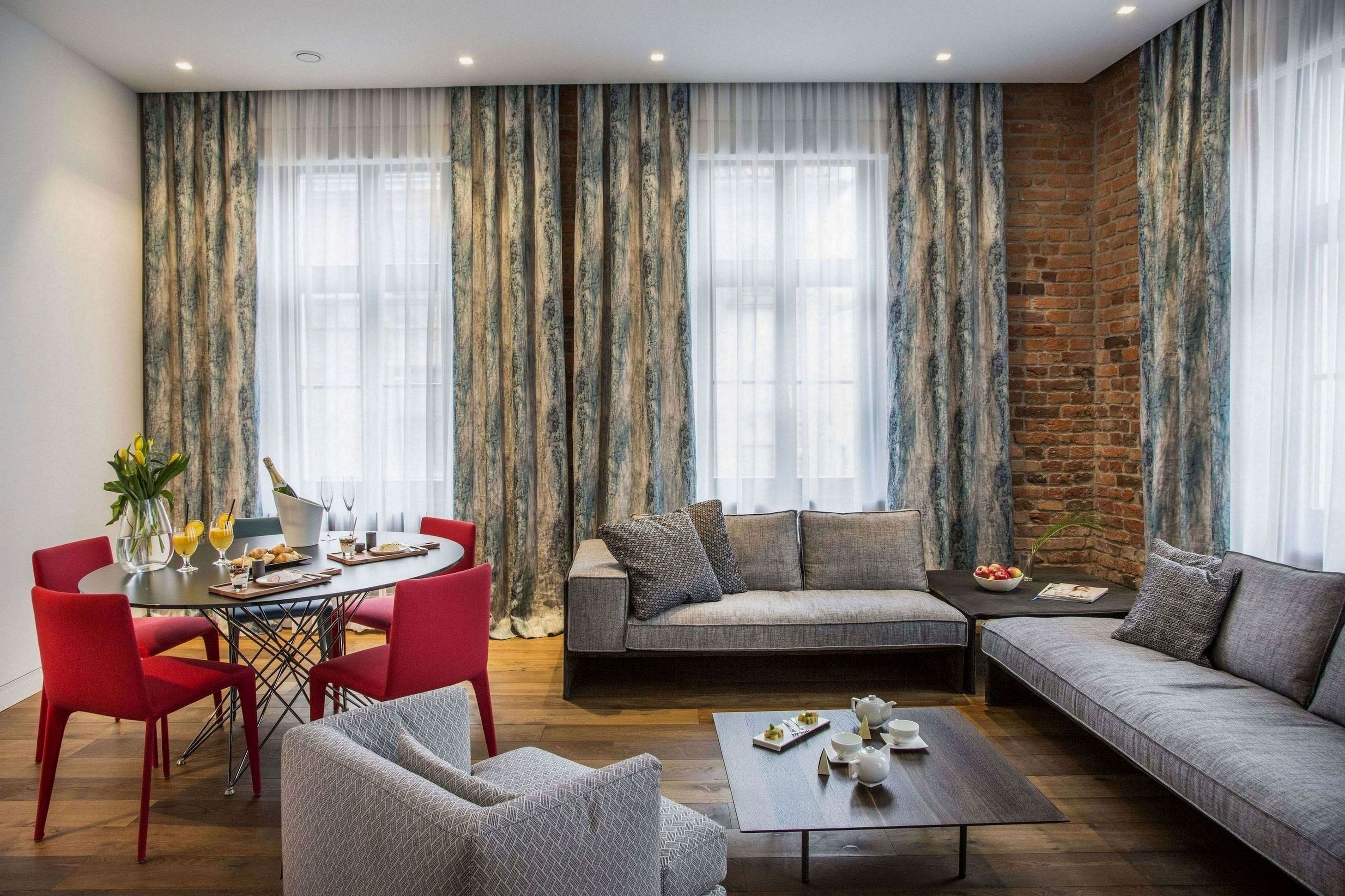 Suite, 1 Bedroom, 2 Bathrooms | Premium bedding, minibar, in-room safe, soundproofing