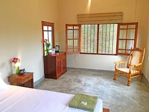Grand Double Room, 1 Bedroom, Private Bathroom, Lake View