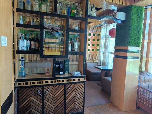 Sara's Backpackers Hotel