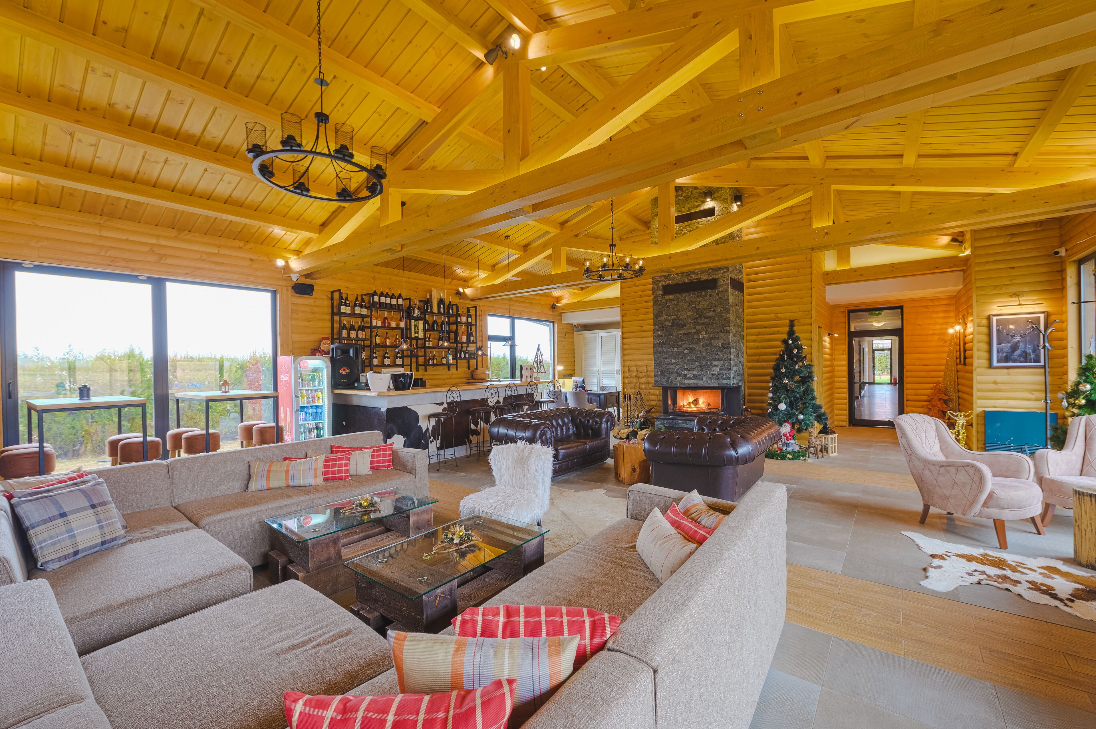 Lobby lounge