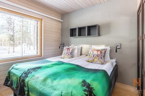 Luxury Nordic Cottage | Premium bedding, minibar, in-room safe, soundproofing - Nova Skyland Hotel (Rovaniemi)