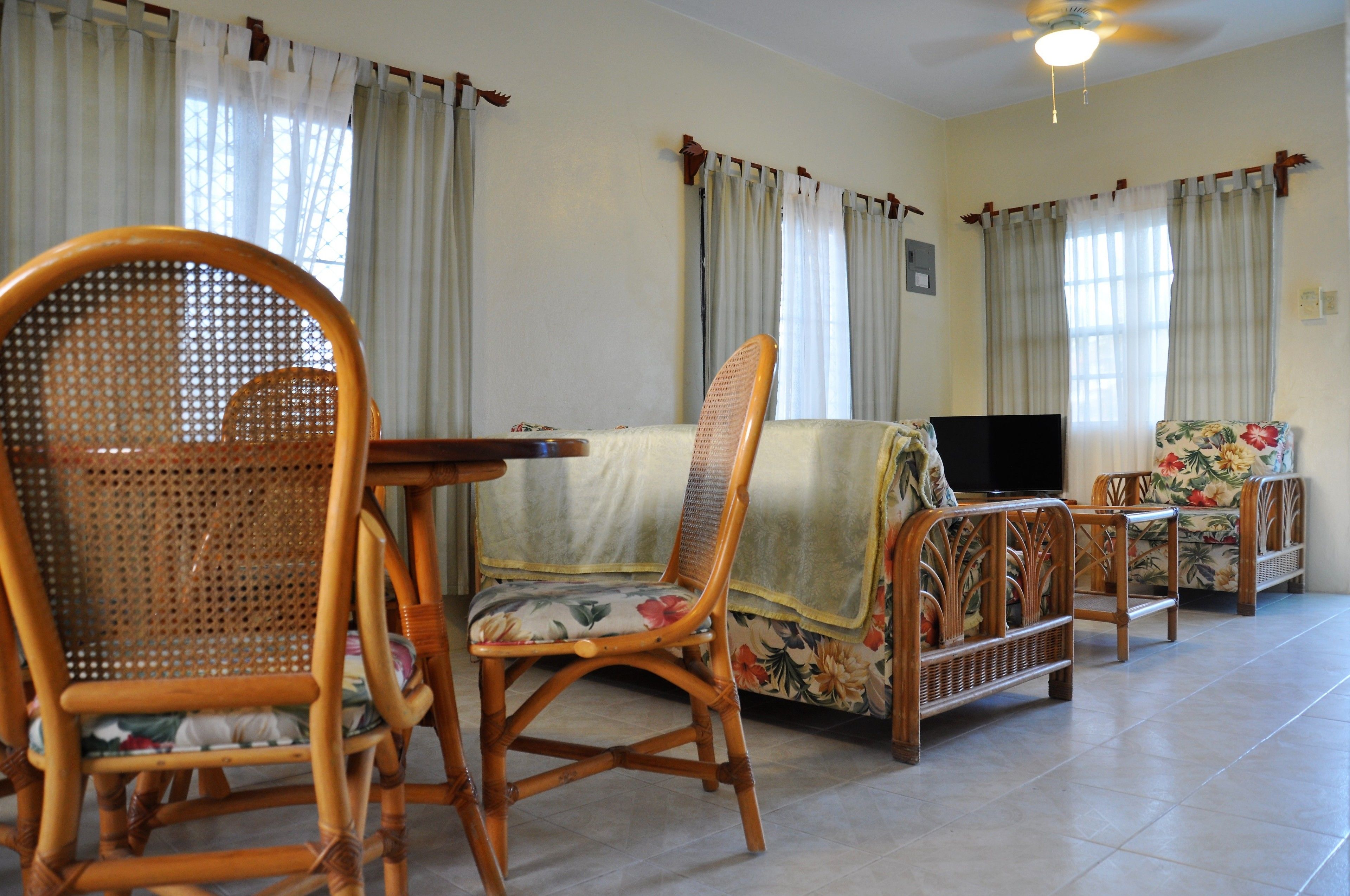 deluxe suite, 2 queen beds, sea view | in-room safe, desk, iron/ironing board, free wifi