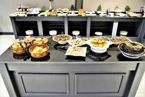 Desayuno buffet incluido todos los días