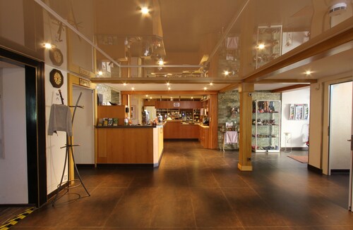 Hotel Löwen  by Mastiff