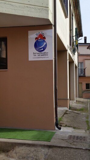 Fachada del alojamiento