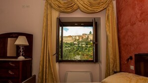 Panoramic Double Room, Hill View