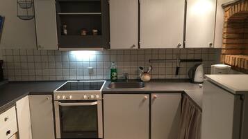 Studio | Eigene Küche | Kühlschrank, Mikrowelle, Ofen, Herdplatte