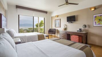 Panoramic Double Room, Balcony, Lake View | In-room safe, soundproofing, iron/ironing board, free WiFi