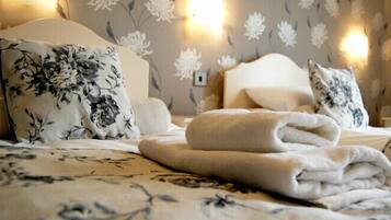 Desk, iron/ironing board, free WiFi, bed sheets