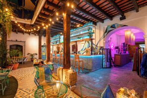 Shared Dormitory, Standard Mixed Dorm, Shared Bathroom - 5 Dorms | Soundproofing, iron/ironing board, free WiFi, bed sheets