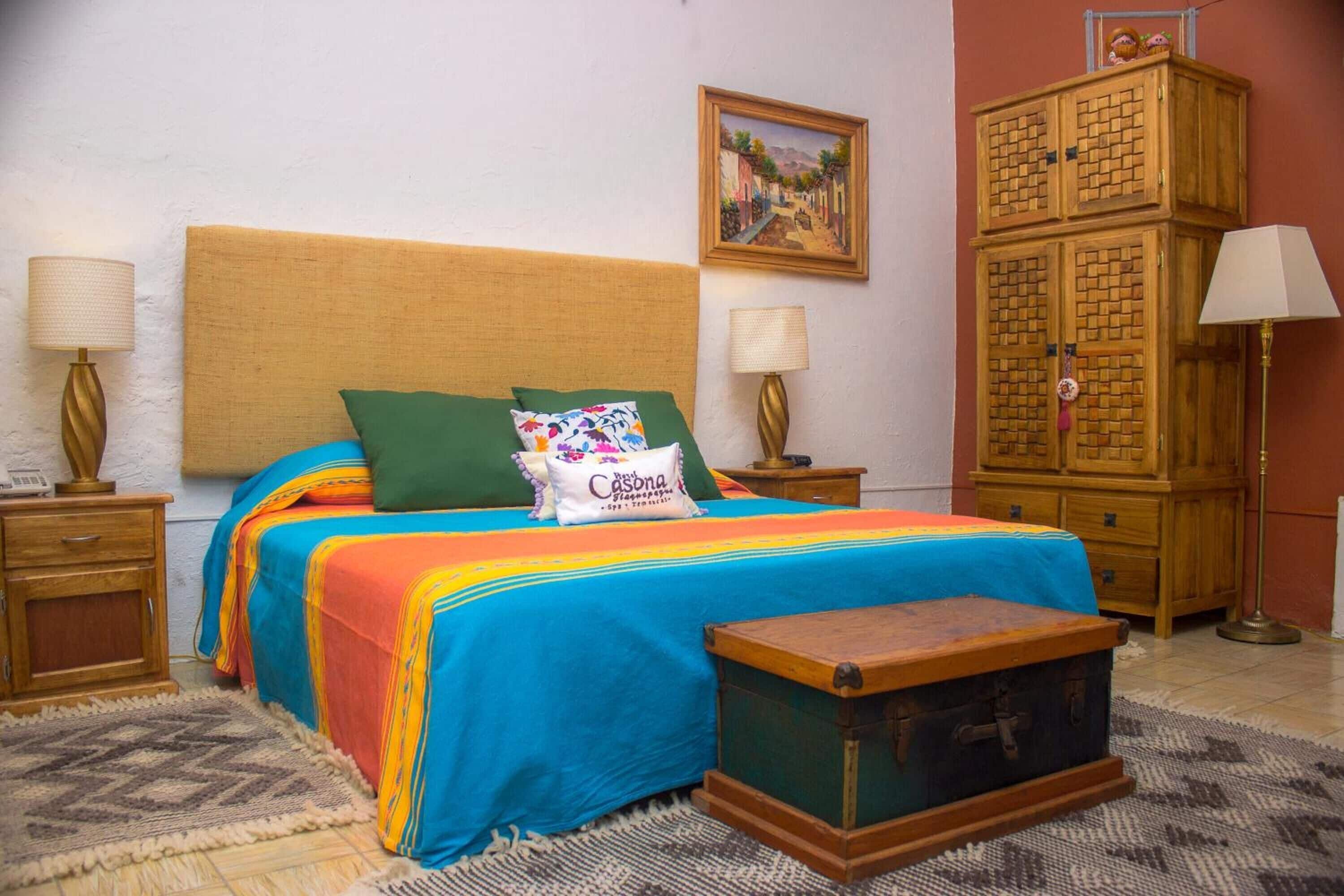 Caja de seguridad en la habitación y decoración personalizada 