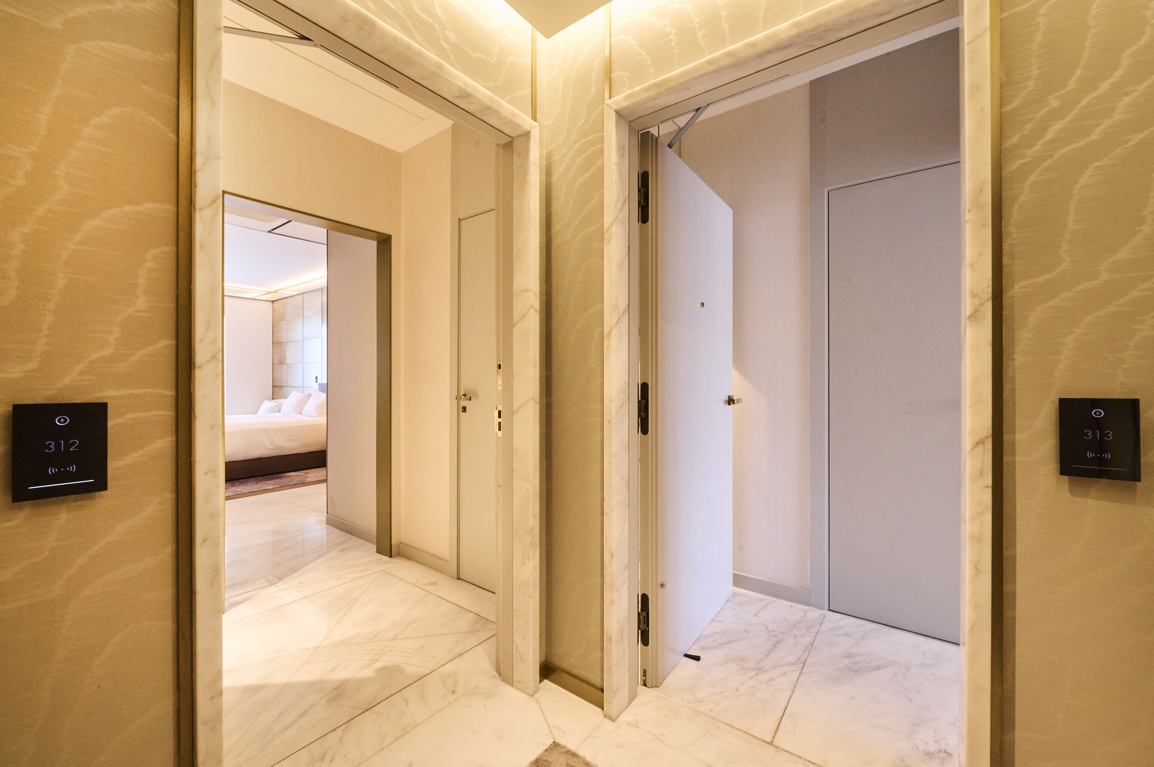 Family Connecting Rooms | Premium bedding, memory foam beds, minibar, in-room safe