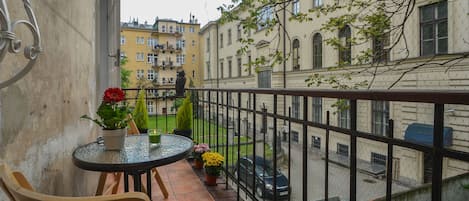 Apartment | Balcony