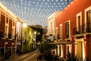 ด้านหน้าที่พัก