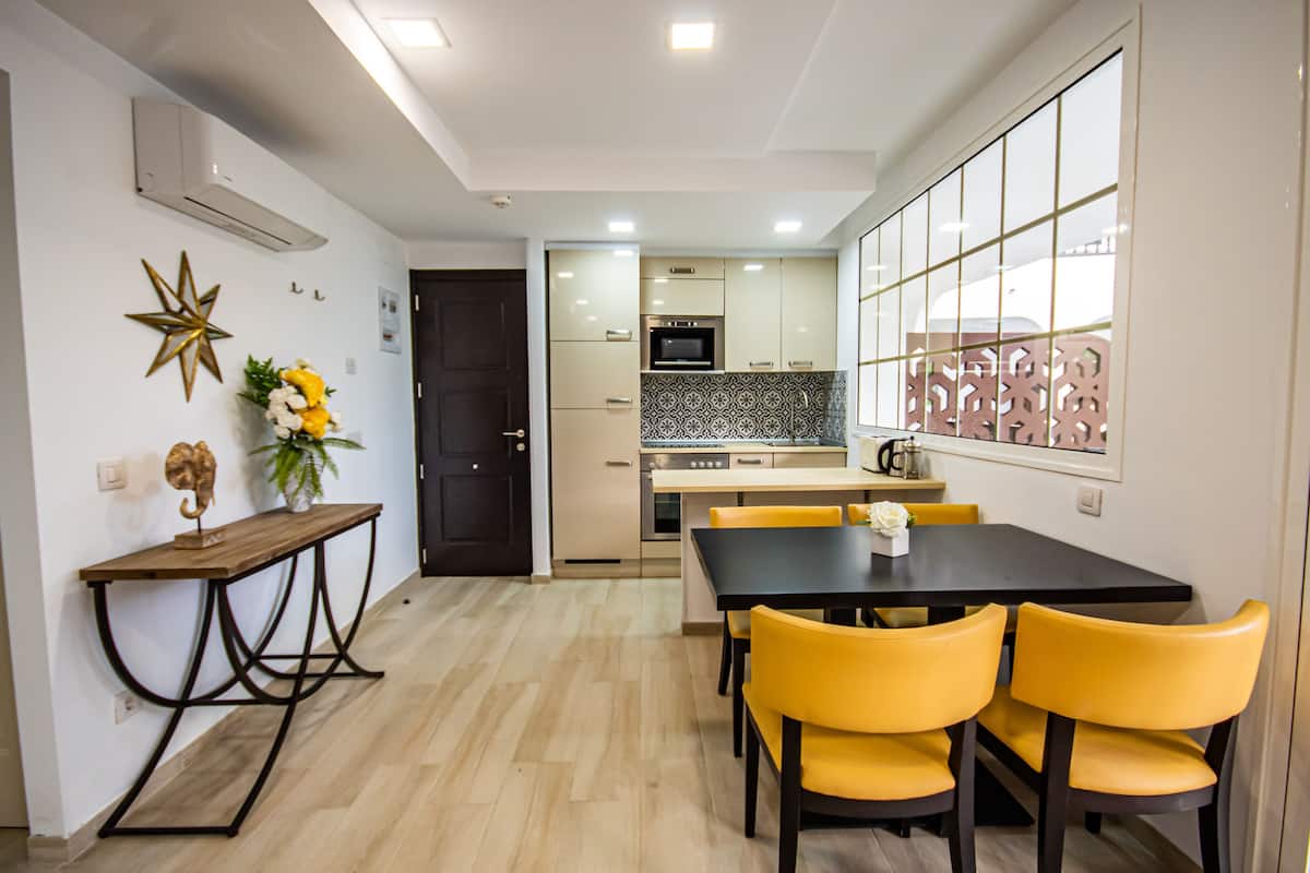 Apartment, 2 Bedrooms | Private kitchen | Full-sized fridge, microwave, oven, stovetop