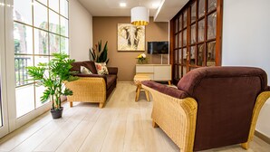 Living area - Eden Meloneras by TAM Resorts (San Bartolomé de Tirajana)