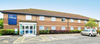 Travelodge Kinross M90