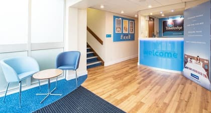 Travelodge Kinross M90