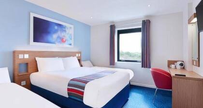 Travelodge Kinross M90