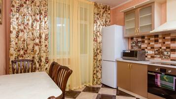 جناح - غرفتا نوم | مطبخ خاص | ثلّاجة متوفرة في المنطقة المشتركة، ميكروويف متوفر في المنطقة المشتركة