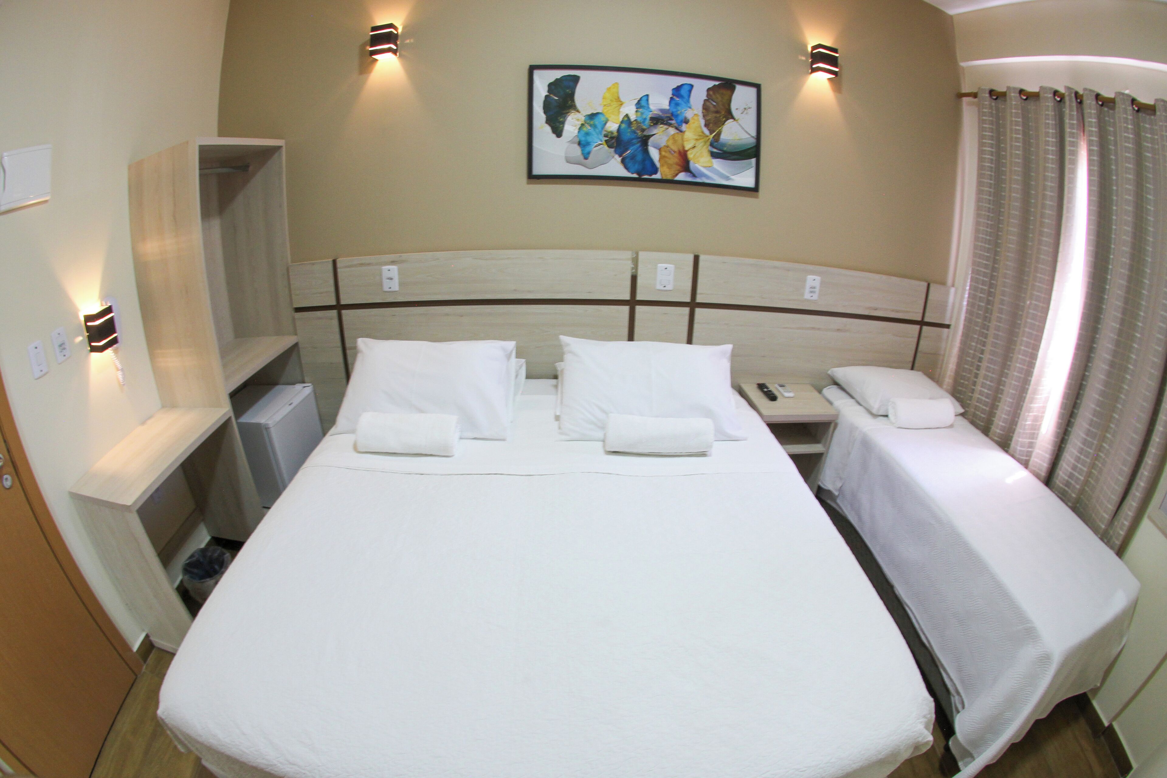 classic room | 1 bedroom, minibar, iron/ironing board, free wifi