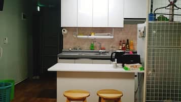 Refrigerador y microondas