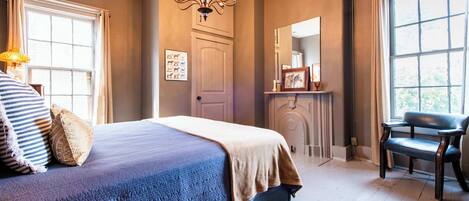 3 bedrooms, iron/ironing board, WiFi