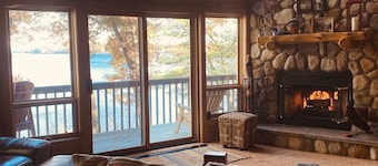 Stunning and spacious home on Lac Courte Oreilles!