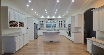 Grand Chateau 20 hehtaarin viinitarhassa minuutin päässä Portland Oregonista