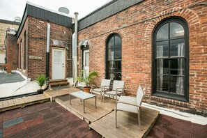 Property grounds - BestLocation|BridesGetReady|Photo backdrop|Families|Pets|RooftopViews|Nightlife! (Stillwater)